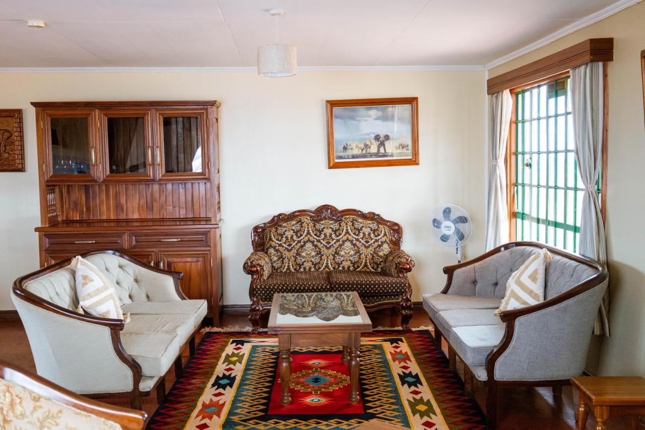 Wild Amboseli Ndovu Cottage. エクステリア 写真