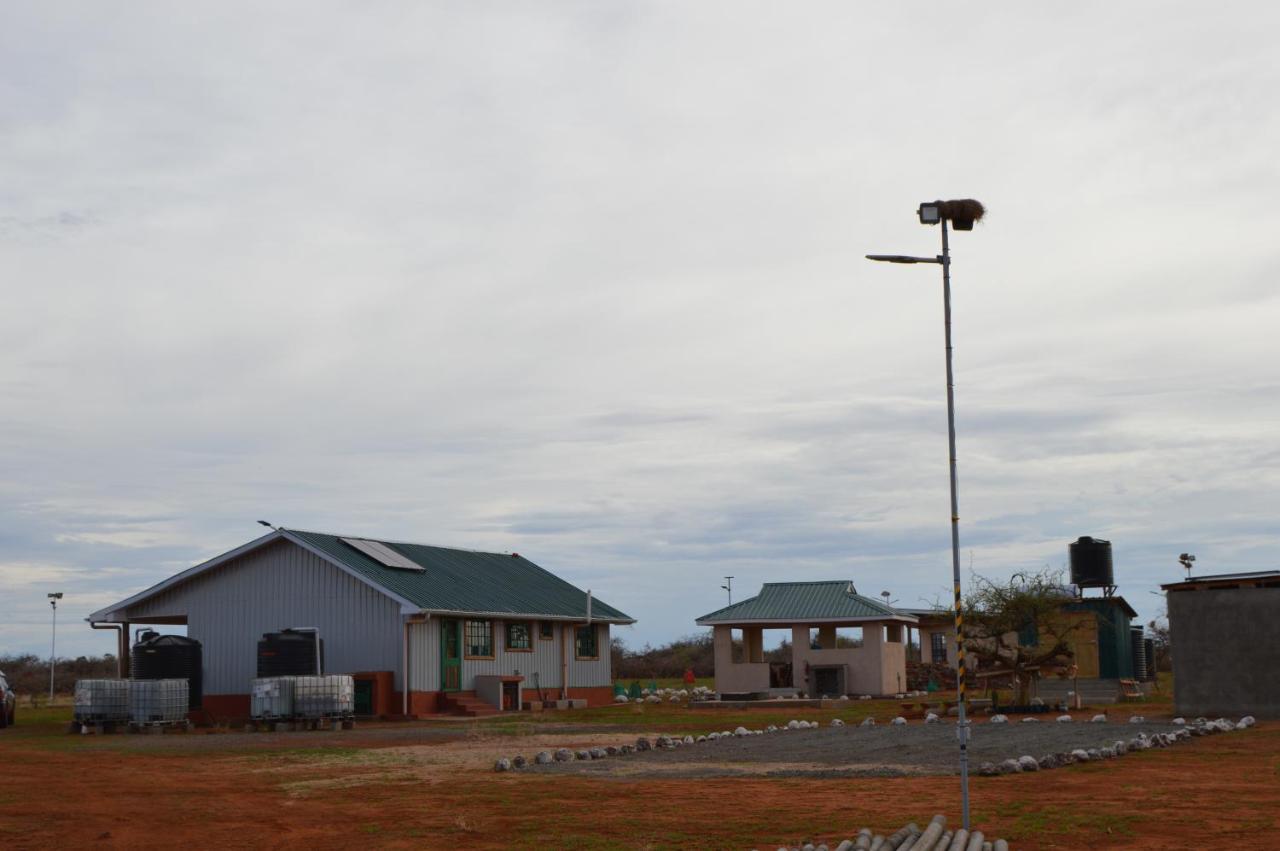 Wild Amboseli Ndovu Cottage. エクステリア 写真